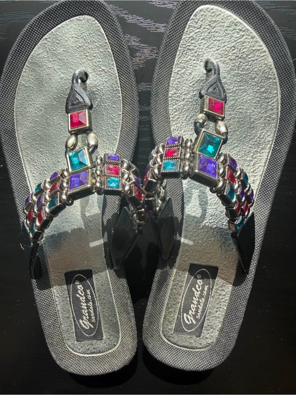 Grandco Sandals Multigem Gray Women's Thong Sandals Bling Resort Size 8